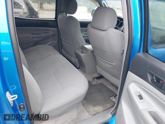 2007 Toyota Tacoma with VIN 3TMLU42N77M010825, listed as a IAAI auction lot 42681151 with 295,160 mi miles and . Bid and sale history available at DreamBid. Image 8.