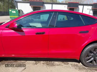 2021 Tesla Model S Long Range z VIN 5YJSA1E51MF436329, wystawiony jako IAAI lot #41918018 z przebiegiem 44 029 mil mil oraz . Historia ofert i sprzedaży dostępna na DreamBid. Obrazek 14.