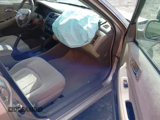 2000 Honda Accord EX z VIN 1HGCG6672YA069215, wystawiony jako IAAI lot #41508330 z przebiegiem 138 721 mil mil oraz . Historia ofert i sprzedaży dostępna na DreamBid. Obrazek 5.