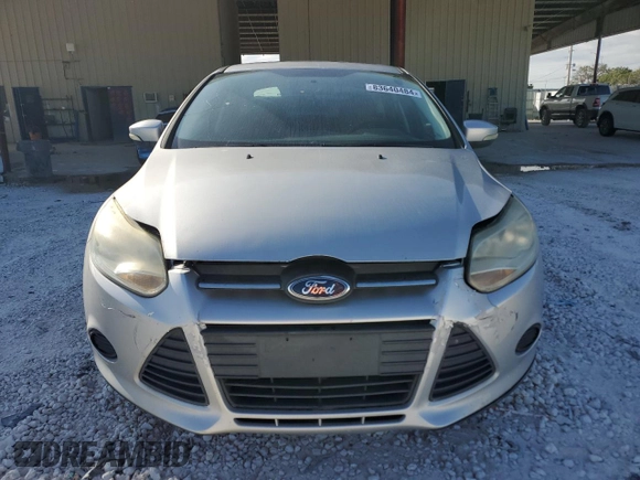 2013 Ford Focus SE with VIN 1FADP3F25DL212152, listed as a Copart auction lot 83640484 with 180,314 mi miles and Clean title. Bid and sale history available at DreamBid. Image 5.