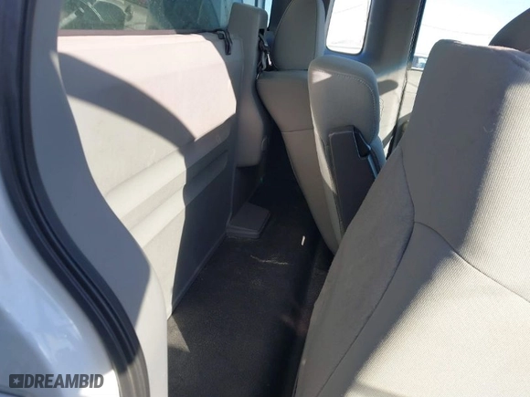 2008 Ford F-150 XL with VIN 1FTVF12508KE42733, listed as a IAAI auction lot 41335857 with 1 mi miles. Bid and sale history available at carsss.com. Image 8.