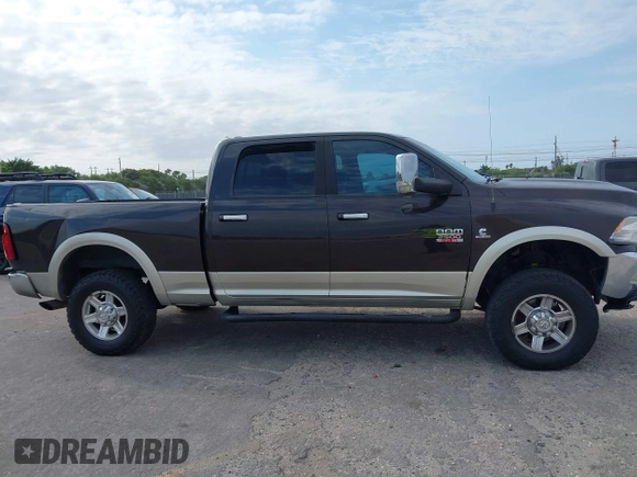 2010 Dodge Ram 2500 SLT with VIN 3D7UT2CL5AG172425, listed as a IAAI auction lot 41792566 with 185,236 mi miles. Bid and sale history available at carsss.com. Image 14.