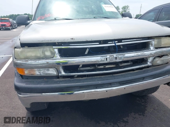 2005 Chevrolet Tahoe Z71 с VIN 1GNEC13T15R160794, выставлен на аукционе IAAI как лот 42424949 с пробегом 105 634 миль миль и . История ставок и продаж доступна на DreamBid. Изображение 6.
