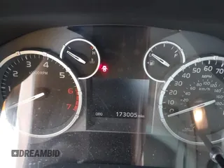 2014 Toyota Tundra SR5 z VIN 5TFEM5F16EX082421, wystawiony jako IAAI lot #40735426 z przebiegiem 173 005 mil mil oraz . Historia ofert i sprzedaży dostępna na DreamBid. Obrazek 7.