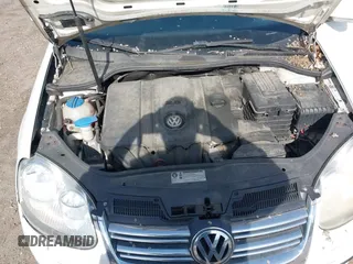 2010 Volkswagen Jetta Limited Edition with VIN 3VWRZ7AJ7AM058938, listed as a IAAI auction lot 42348838 with 102,482 mi miles and . Bid and sale history available at DreamBid. Image 10.