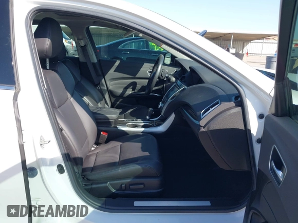 2020 Acura TLX z VIN 19UUB1F32LA011682, wystawiony jako IAAI lot #41942085 z przebiegiem 53 726 mil mil oraz . Historia ofert i sprzedaży dostępna na DreamBid. Obrazek 5.