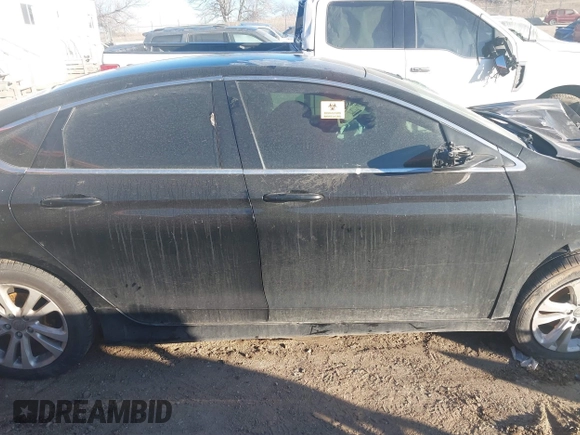 2016 Chrysler 200 Limited with VIN 1C3CCCAB6GN133076, listed as a IAAI auction lot 41369603 with 72,566 mi miles. Bid and sale history available at carsss.com. Image 14.