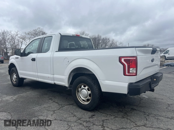 2017 Ford F-150 XL with VIN 1FTEX1E83HFA54391, listed as a IAAI auction lot 41825872 with 199,025 mi miles. Bid and sale history available at carsss.com. Image 3.