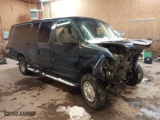 2012 Ford Econoline Wagon XL with VIN 1FBSS3BL8CDA76742, listed as a IAAI auction lot 41168179 with 250,991 mi miles. Bid and sale history available at carsss.com. Image 1.