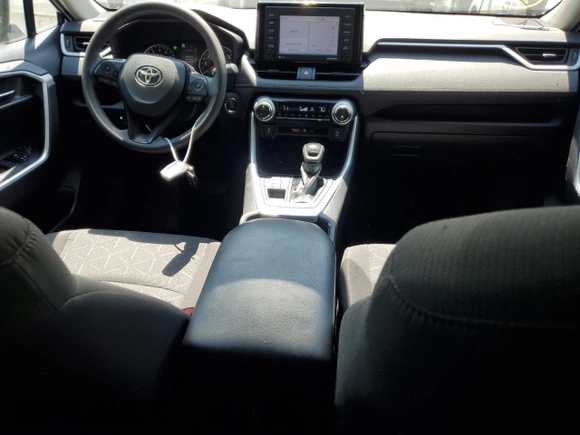 2021 Toyota RAV4 XLE with VIN 2T3P1RFV9MW181006, listed as a Copart auction lot 56543905 with 63,937 mi miles and Clean title. Bid and sale history available at DreamBid. Image 8.