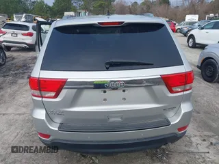 2012 Jeep Grand Cherokee Laredo with VIN 1C4RJFAG7CC189381, listed as a IAAI auction lot 41429085 with 137,238 mi miles. Bid and sale history available at carsss.com. Image 15.