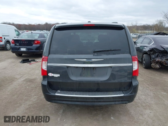 2011 Chrysler Town & Country Touring with VIN 2A4RR5DG0BR781302, listed as a IAAI auction lot 42049909 with 1 mi miles. Bid and sale history available at carsss.com. Image 17.