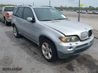 2005 BMW X5 4.4i with VIN 5UXFB53545LV18027, listed as a IAAI auction lot 41902787 with 1 mi miles. Bid and sale history available at carsss.com. Image 1.
