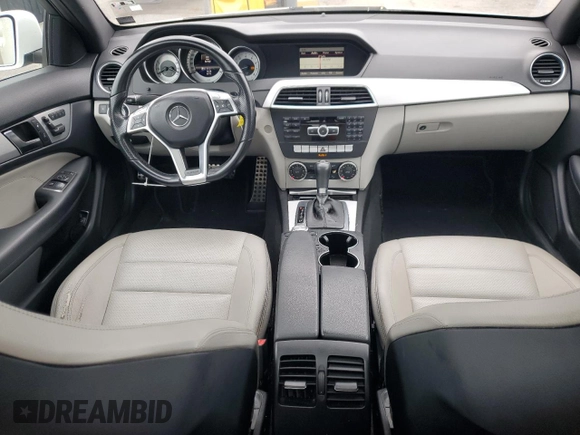 2013 Mercedes-Benz C 250 с VIN WDDGJ4HB3DG051259, выставлен на аукционе Copart как лот 64798525 с пробегом 80 760 миль миль и Чистый • Clean title. История ставок и продаж доступна на DreamBid. Изображение 8.