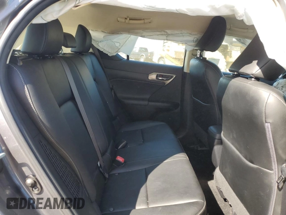 2016 Lexus CT 200h z VIN JTHKD5BH3G2276800, wystawiony jako Copart lot #49264825 z przebiegiem 82 841 mil mil oraz Szkody całkowita. Historia ofert i sprzedaży dostępna na DreamBid. Obrazek 10.