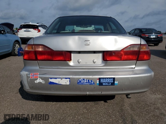 1999 Honda Accord LX z VIN 1HGCG5645XA103050, wystawiony jako Copart lot #65796435 z przebiegiem 148 828 mil mil oraz Czysty tytuł • Clean title. Historia ofert i sprzedaży dostępna na DreamBid. Obrazek 6.