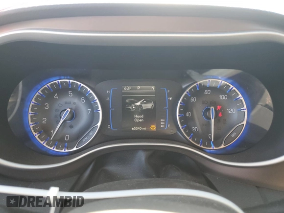 2018 Chrysler Pacifica Touring L with VIN 2C4RC1BG2JR306705, listed as a Copart auction lot 47840765 with 65,340 mi miles and Salvage Title. Bid and sale history available at DreamBid. Image 9.