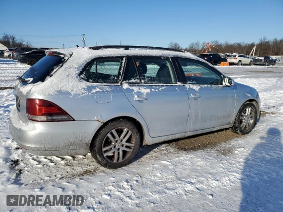 2010 Volkswagen Jetta S with VIN 3VWKZ7AJ6AM672218, listed as a Copart auction lot 89310145 with 167,570 mi miles and Salvage title. Bid and sale history available at DreamBid. Image 3.