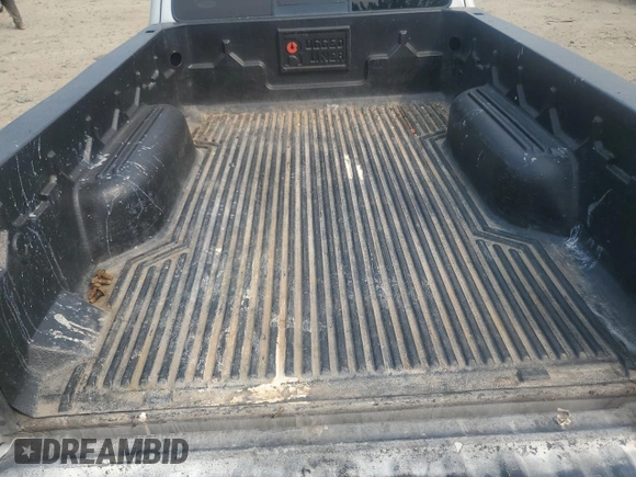 2010 Ford Ranger XLT z VIN 1FTLR4FE7APA30795, wystawiony jako Copart lot #59585595 z przebiegiem 161 414 mil mil oraz Szkoda całkowita • Salvage title. Historia ofert i sprzedaży dostępna na DreamBid. Obrazek 10.