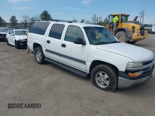 2003 Chevrolet Suburban LT z VIN 3GNFK16Z53G273961, wystawiony jako IAAI lot #41875181 z przebiegiem 194 091 mil mil oraz . Historia ofert i sprzedaży dostępna na DreamBid. Obrazek 1.