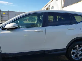 2018 Honda CR-V EX-L with VIN 2HKRW1H85JH504019, listed as a IAAI auction lot 40179782 with 33,878 mi miles. Bid and sale history available at carsss.com. Image 15.