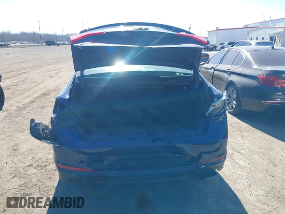 2017 Hyundai Sonata SE with VIN 5NPE24AF6HH594716, listed as a IAAI auction lot 41586899 with 84,095 mi miles and . Bid and sale history available at DreamBid. Image 16.
