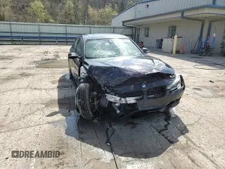 2013 BMW 3 Series 328i xDrive z VIN WBA3B5C53DF595373, wystawiony jako Copart lot #54227095 z przebiegiem 92 311 mil mil oraz Szkoda całkowita • Salvage title. Historia ofert i sprzedaży dostępna na DreamBid. Obrazek 14.