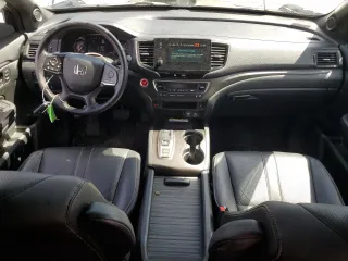 2023 Honda Passport TrailSport with VIN 5FNYF8H64PB032311, listed as a Copart auction lot 53532345 with 21,456 mi miles and Salvage title. Bid and sale history available at DreamBid. Image 8.