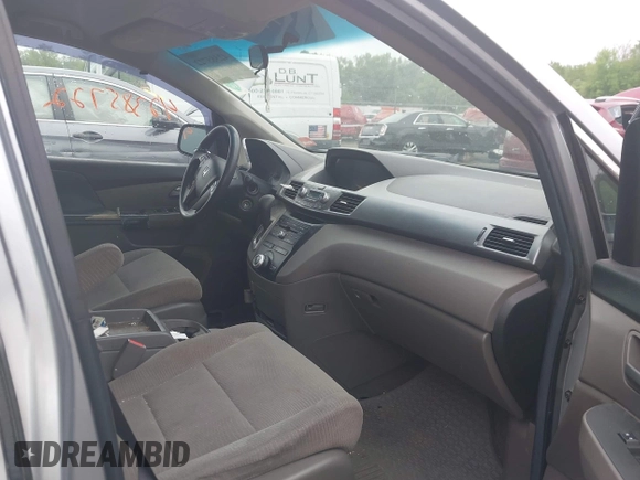 2012 Honda Odyssey EX с VIN 5FNRL5H4XCB016053, выставлен на аукционе IAAI как лот 42385722 с пробегом 216 212 миль миль и . История ставок и продаж доступна на DreamBid. Изображение 5.