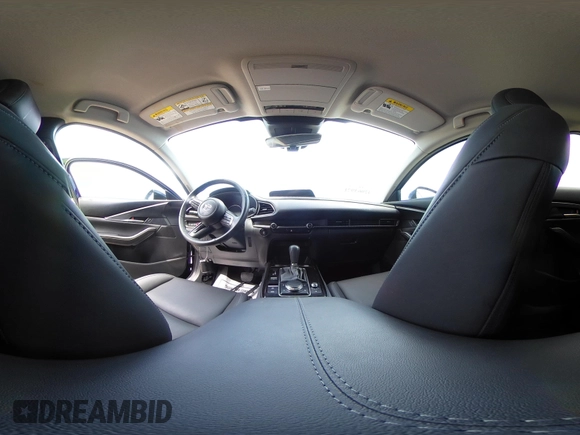 2024 Mazda CX-30 S Select Sport z VIN 3MVDMBBM1RM655682, wystawiony jako IAAI lot #42063971 z przebiegiem 6 771 mil mil oraz . Historia ofert i sprzedaży dostępna na DreamBid. Obrazek 18.