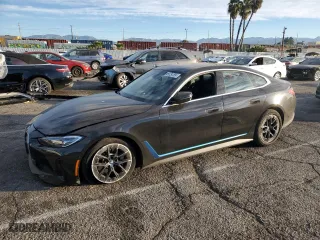 2023 BMW i4 eDrive40 with VIN WBY73AW06PFR11815, listed as a Copart auction lot 73943643 with 5,262 mi miles. Bid and sale history available at carsss.com. Image 1.