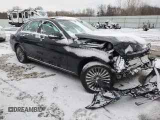2015 Mercedes-Benz C 300 Luxury with VIN 55SWF4KB1FU025609, listed as a Copart auction lot 86114844 with 81,580 mi miles and Clean Title. Bid and sale history available at carsss.com. Image 4.