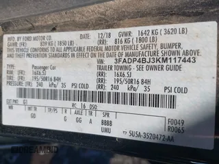 2019 Ford Fiesta SE with VIN 3FADP4BJ3KM117443, listed as a IAAI auction lot 41872511 with 73,981 mi miles. Bid and sale history available at carsss.com. Image 9.