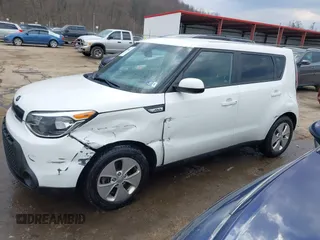 2016 Kia Soul with VIN KNDJN2A27G7259989, listed as a IAAI auction lot 39006527 with 106,751 mi miles. Bid and sale history available at carsss.com. Image 18.