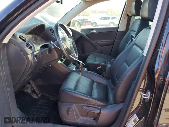 2012 Volkswagen Tiguan S with VIN WVGBV7AX1CW548388, listed as a Copart auction lot 83698154 with 131,623 mi miles and Clean Title. Bid and sale history available at DreamBid. Image 7.