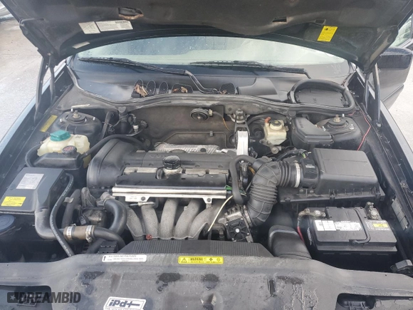 2000 Volvo S70 with VIN YV1LS61J3Y2668760, listed as a Copart auction lot 86589334 with 147,183 mi miles and Clean Title. Bid and sale history available at carsss.com. Image 11.