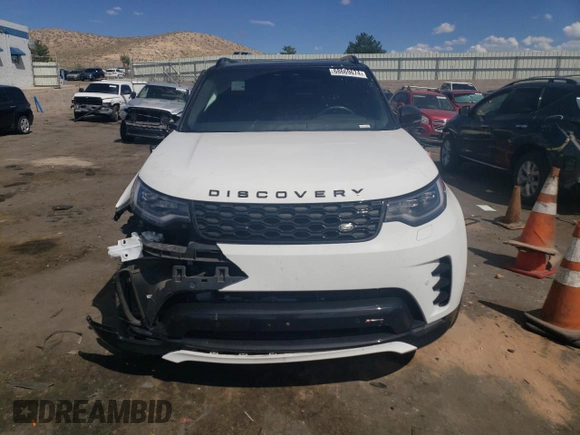 2023 Land Rover Discovery S R-Dynamic with VIN SALRT4EU7P2480305, listed as a Copart auction lot 68669674 with 16,511 mi miles and Salvage Title. Bid and sale history available at DreamBid. Image 5.