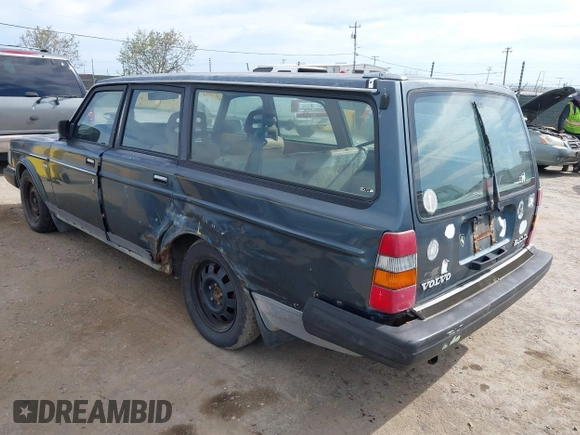 1990 Volvo 240 z VIN YV1AA8854L1871654, wystawiony jako IAAI lot #42004030 z przebiegiem 393 708 mil mil oraz . Historia ofert i sprzedaży dostępna na DreamBid. Obrazek 3.