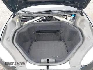 2013 Tesla Model S z VIN 5YJSA1DN2DFP07738, wystawiony jako IAAI lot #42433771 z przebiegiem 71 606 mil mil oraz . Historia ofert i sprzedaży dostępna na DreamBid. Obrazek 10.