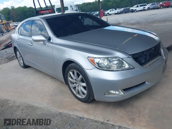 2007 Lexus LS 460 z VIN JTHBL46F575044235, wystawiony jako IAAI lot #42518998 z przebiegiem 224 489 mil mil oraz . Historia ofert i sprzedaży dostępna na DreamBid. Obrazek 1.
