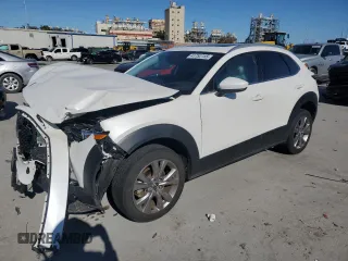 2021 Mazda CX-30 Premium with VIN 3MVDMBDM8MM224973, listed as a Copart auction lot 41752755 with 21,630 mi miles and Salvage Title. Bid and sale history available at carsss.com. Image 1.