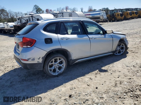 2014 BMW X1 sDrive28i with VIN WBAVM1C53EVW47331, listed as a Copart auction lot 47557195 with 127,494 mi miles and Salvage Title. Bid and sale history available at carsss.com. Image 3.