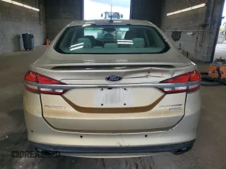 2017 Ford Fusion Titanium z VIN 3FA6P0K96HR132389, wystawiony jako Copart lot #57312665 z przebiegiem Nie podano mil oraz Szkoda całkowita • Salvage title. Historia ofert i sprzedaży dostępna na DreamBid. Obrazek 6.