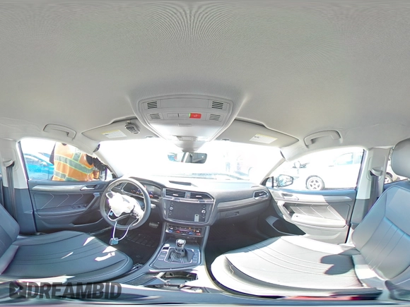 2024 Volkswagen Tiguan SE с VIN 3VV3B7AX5RM160835, выставлен на аукционе Copart как лот 49417135 с пробегом Не указан миль и На запчасти • Non repairable. История ставок и продаж доступна на DreamBid. Изображение 16.