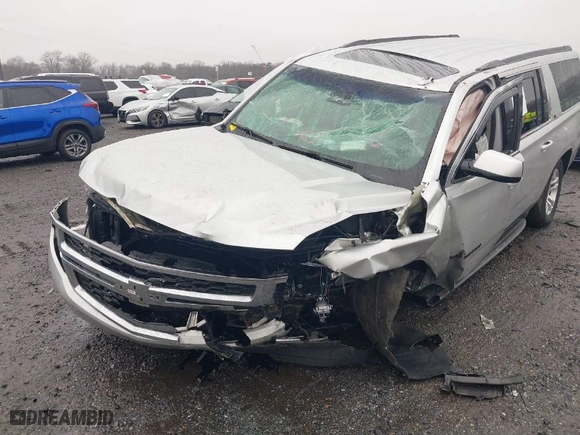 2016 Chevrolet Suburban LT with VIN 1GNSKHKC5GR346521, listed as a IAAI auction lot 41118594 with 31,855 mi miles. Bid and sale history available at carsss.com. Image 6.