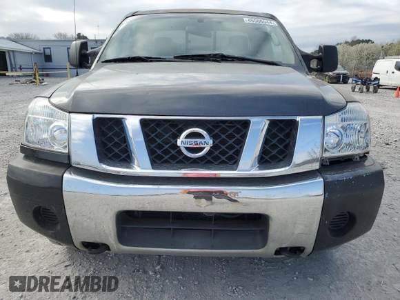 2008 Nissan Titan XE z VIN 1N6BA06A08N320811, wystawiony jako Copart lot #45508044 z przebiegiem 136 112 mil mil oraz Szkoda całkowita • Salvage title. Historia ofert i sprzedaży dostępna na DreamBid. Obrazek 5.
