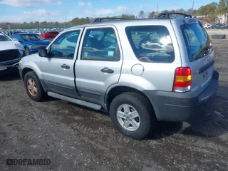 2006 Ford Escape XLS with VIN 1FMYU92Z36KA86730, listed as a IAAI auction lot 41520041 with 59,218 mi miles. Bid and sale history available at carsss.com. Image 3.