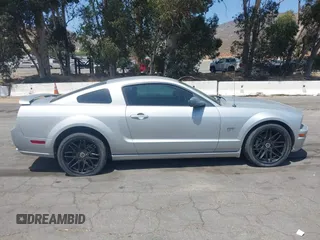2006 Ford Mustang GT Deluxe with VIN 1ZVHT82H365238039, listed as a IAAI auction lot 42582693 with 129,327 mi miles and . Bid and sale history available at DreamBid. Image 13.