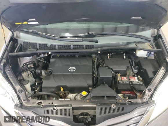 2015 Toyota Sienna LE with VIN 5TDJK3DC7FS105502, listed as a Copart auction lot 61672045 with 183,035 mi miles and Clean title. Bid and sale history available at DreamBid. Image 12.