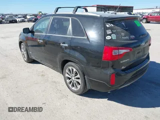 2015 Kia Sorento SX with VIN 5XYKWDA70FG565779, listed as a IAAI auction lot 41675010 with 134,060 mi miles. Bid and sale history available at carsss.com. Image 3.